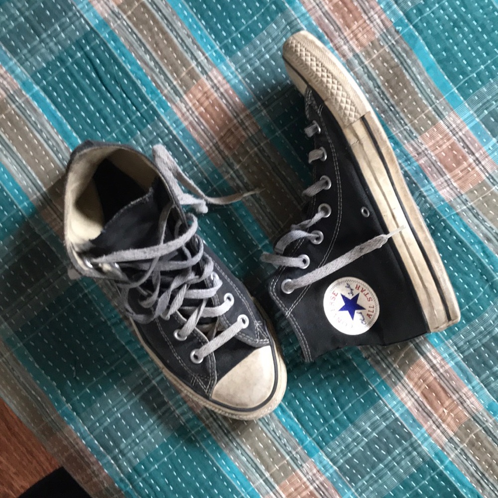 High top converse shoes